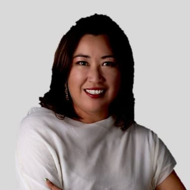 Lynette Lee